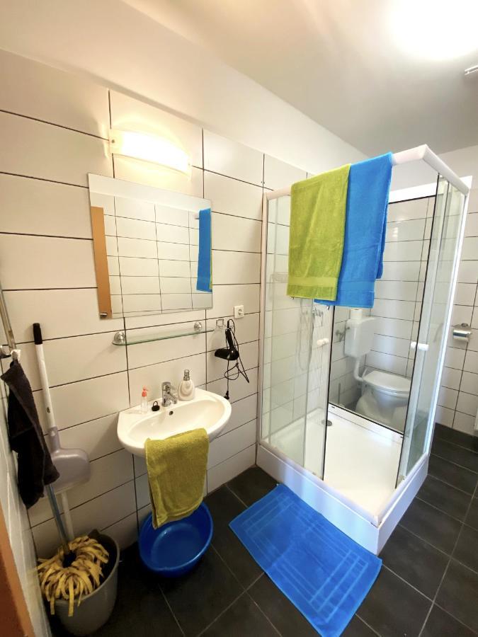 Sárvár Bobita Apartman מראה חיצוני תמונה